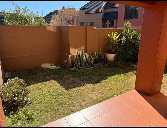 2 BEDROOM APARTMENT FOR SALE IN MAGALIESSIG